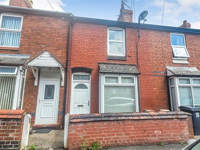 2 Bedroom Terraced House For Sale In Llwyn Road, Oswestry, SY11