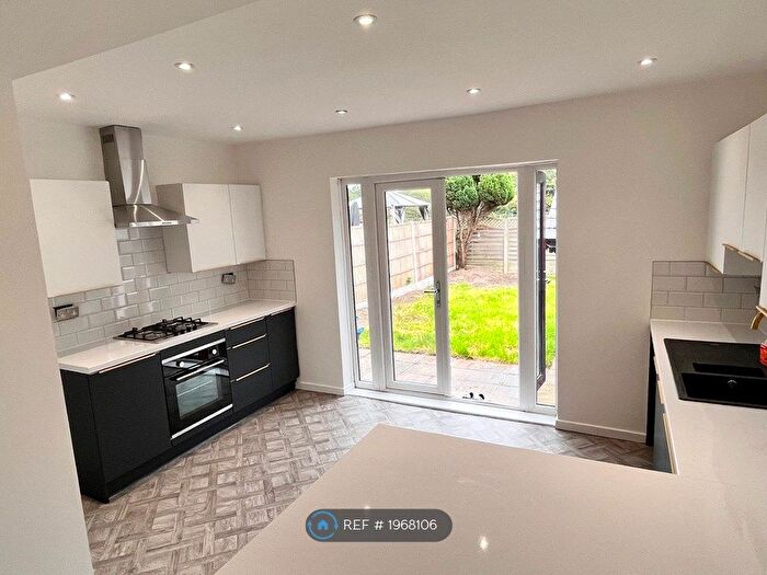 3 Bedroom Semi-Detached House To Rent In Windy Arbor Close, Whiston, Prescot, L35