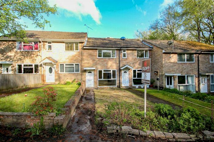 2 Bedroom Terraced House To Rent In Turnstone Gardens, Southampton, SO16