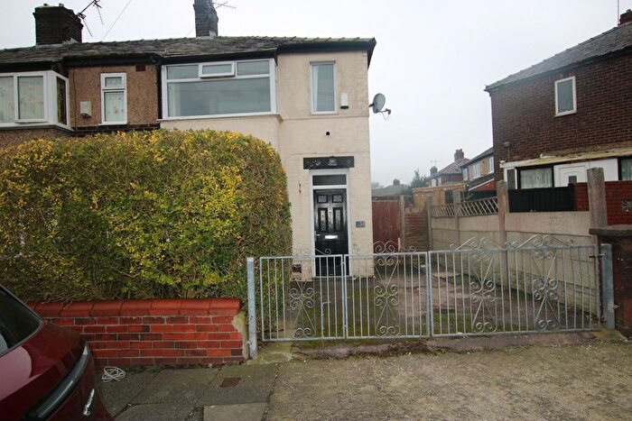 2 Bedroom Semi-detached House For Sale In Norfolk Street, Blackburn, BB2