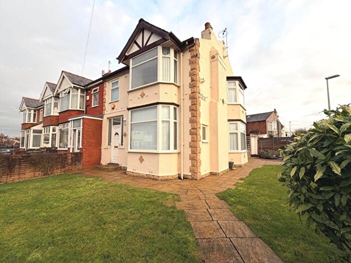 3 Bedroom End Of Terrace House For Sale In Lennox Gate, Blackpool, FY4