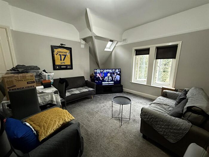 1 Bedroom Apartment To Rent In Newton Villas, Chapeltown Road, Leeds, LS7