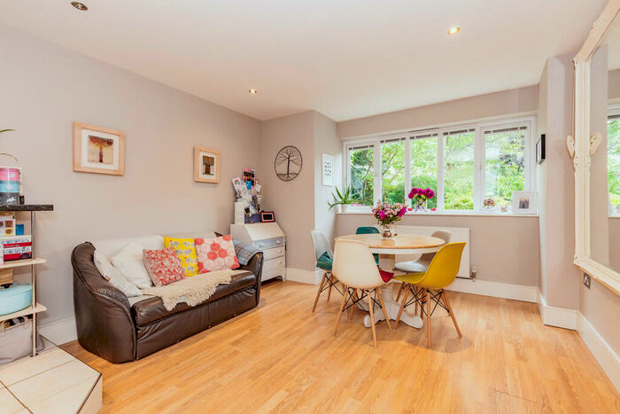 2 Bedroom End Of Terrace House To Rent In Fairfax Road, OX4