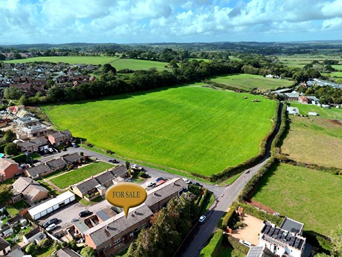 3 Bedroom Terraced House For Sale In Candys Close, Corfe Mullen, BH21
