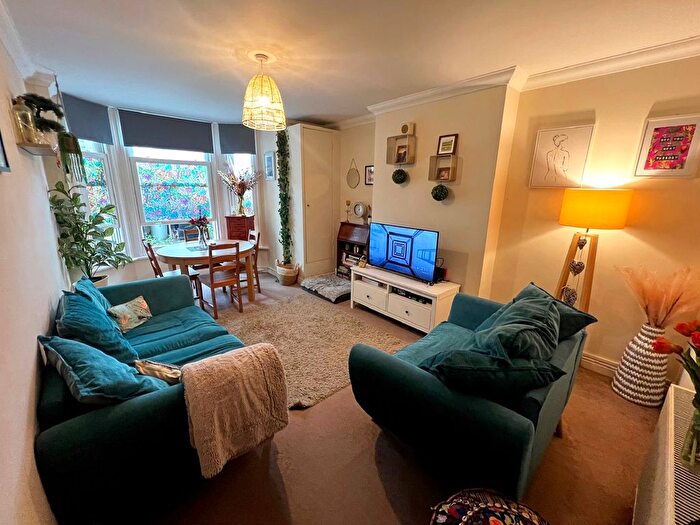 2 Bedroom Flat To Rent In Granada Road, Southsea, PO4