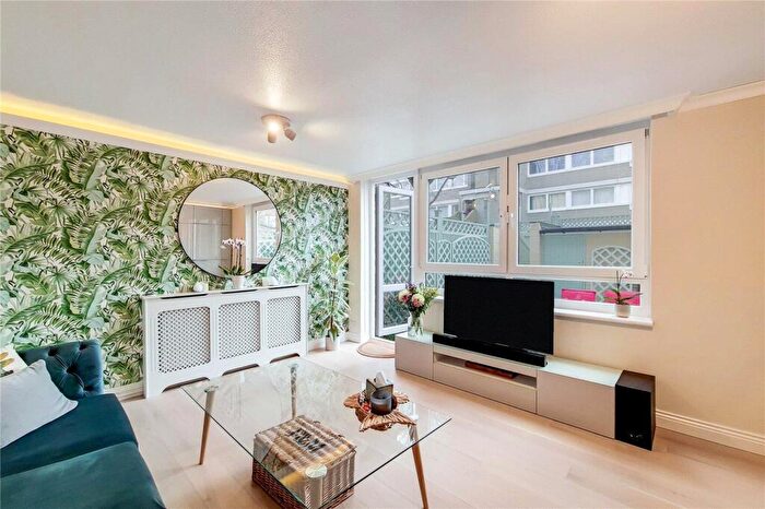 3 Bedroom Apartment To Rent In Surrey Lane, Battersea Square, SW11
