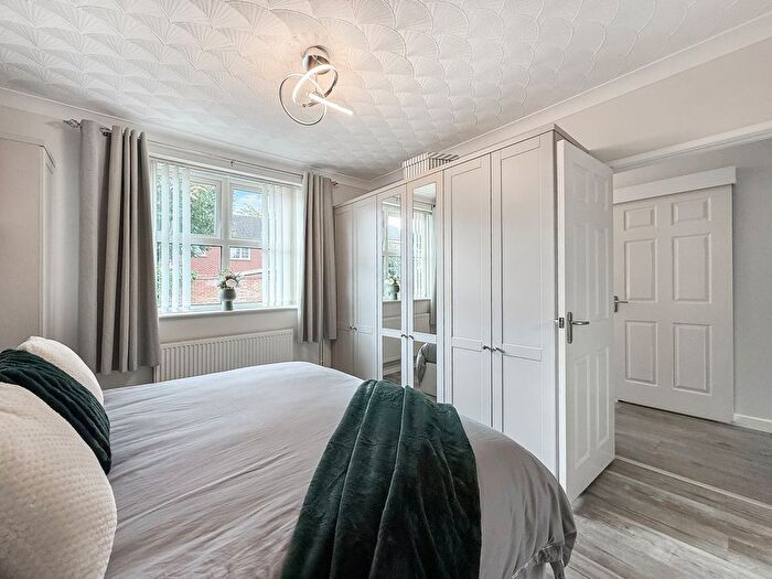 2 Bedroom Semi-Detached Bungalow For Sale In Hillary Close, Ipswich, IP4