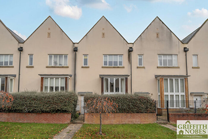 3 Bedroom Terraced House For Sale In Dursley, Gloucestershire, GL11