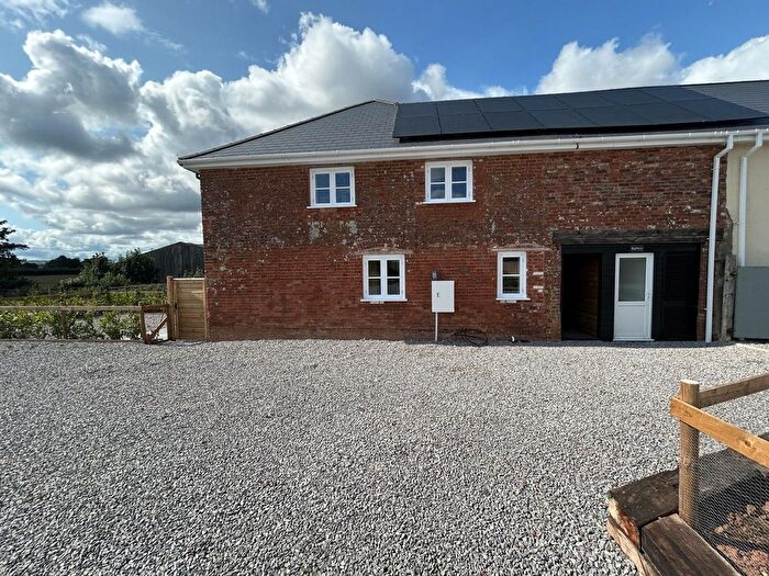 2 Bedroom Cottage To Rent In Green End Lane, Cullompton, EX15