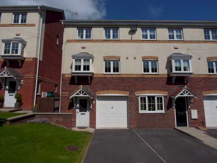 3 Bedroom House To Rent In Tower Crescent, Tadcaster, North Yorkshire, Uk, LS24