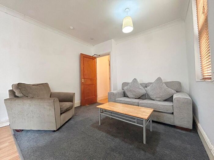 3 Bedroom Apartment To Rent In Glynrhondda Street, Cardiff(City), CF24