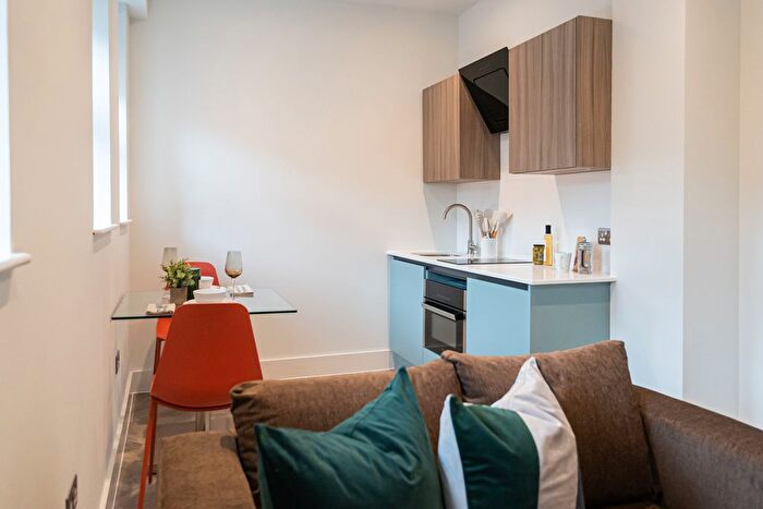 1 Bedroom Flat To Rent In Missouri Avenue, Manchester, M50