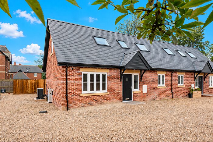 3 Bedroom Chalet For Sale In Chilton, Sudbury, Suffolk, CO10