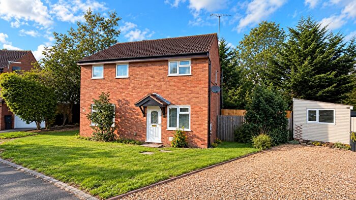 2 Bedroom Semi-Detached House For Sale In Squires Close, Coffee Hall, Milton Keynes, MK6