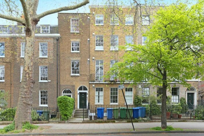 1 Bedroom Flat To Rent In Camberwell Grove, London, SE5