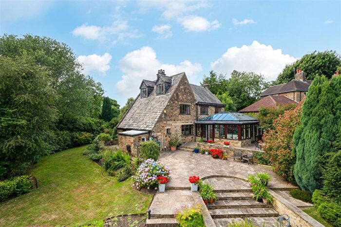 6 Bedroom Detached House For Sale In Acacia Park Drive, Apperley Bridge, West Yorkshire, BD10