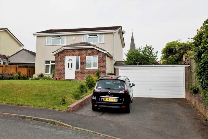4 Bedroom Detached House To Rent In Modbury, Devon, PL21