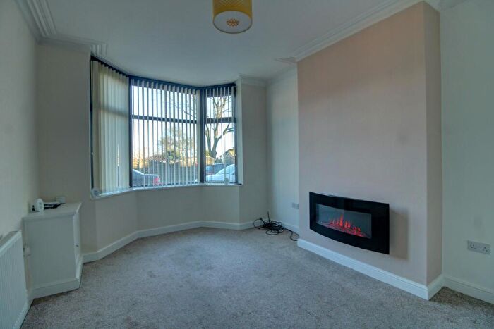 3 Bedroom End Of Terrace House For Sale In Bradley Fold Road, Bolton, BL2