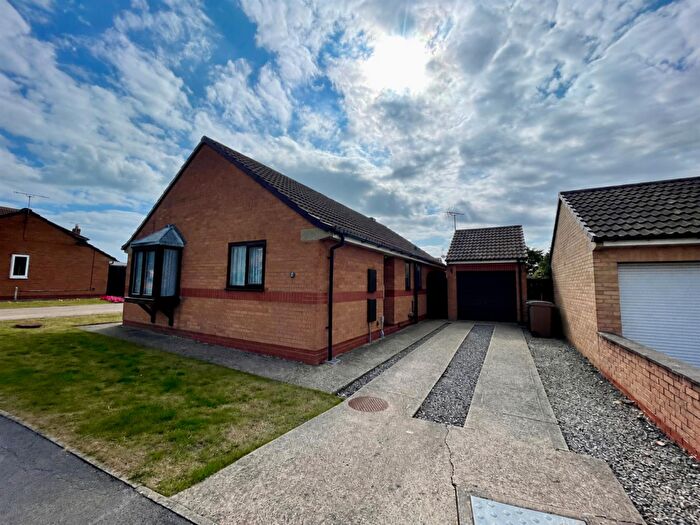 3 Bedroom Detached Bungalow For Sale In Tansley Lane, Hornsea, HU18