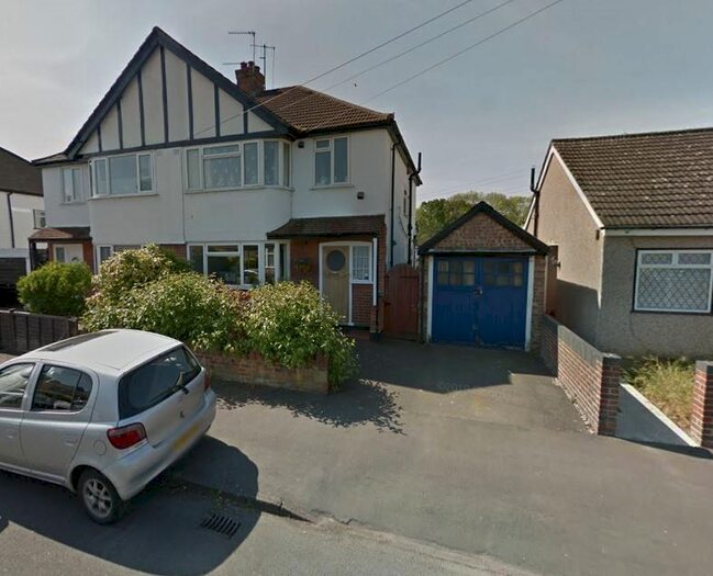 1 Bedroom Flat To Rent In Ferndale Road, Ashford TW15