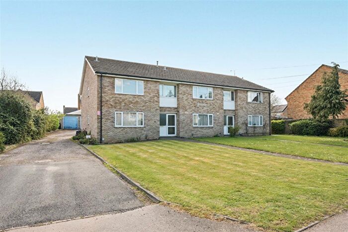1 Bedroom Flat For Sale In High Street, Stotfold, SG5