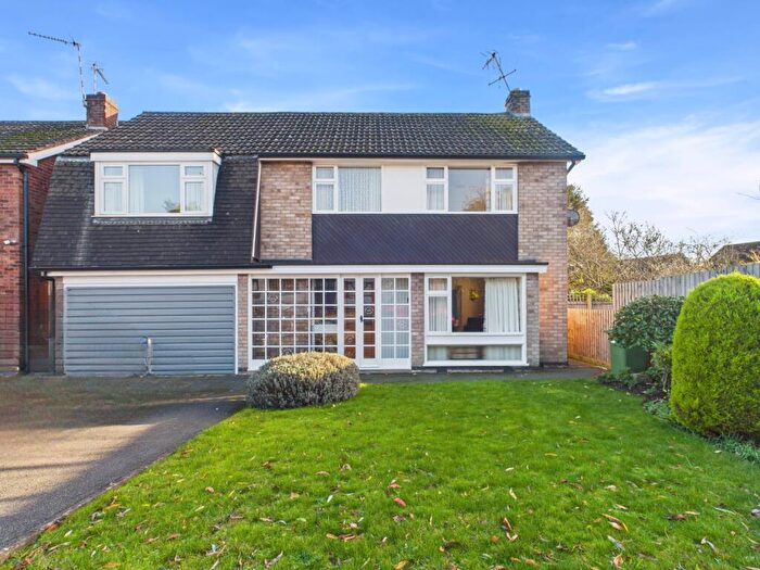 4 Bedroom Detached House For Sale In Springfield Crescent, Kibworth, Leicester, LE8