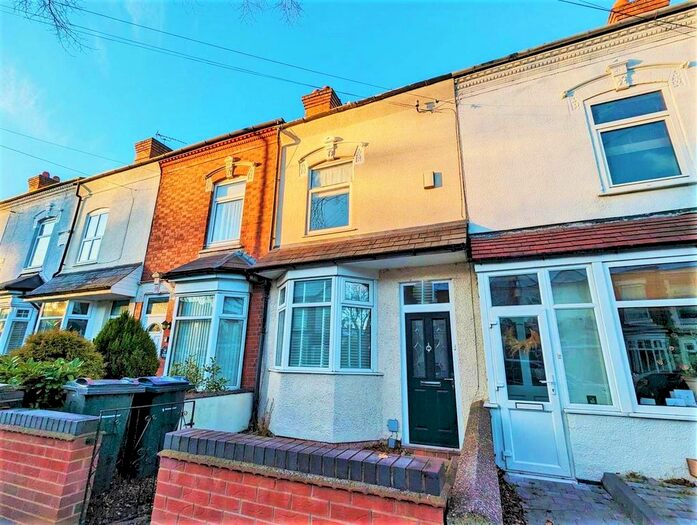 3 Bedroom Property To Rent In Rowheath Road, Kings Norton, Birmingham, B30