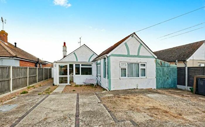 4 Bedroom Detached Bungalow For Sale In Bentley Avenue, Herne Bay, CT6