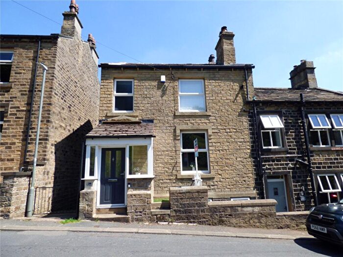 3 Bedroom End Of Terrace House For Sale In Lower Wellhouse, Golcar, Huddersfield, West Yorkshire, HD7