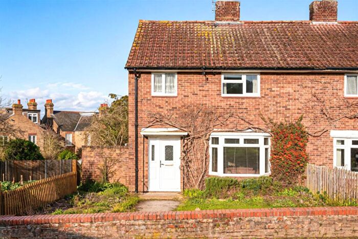 3 Bedroom Semi Detached House For Sale In Burleigh Road, Hertford, SG13