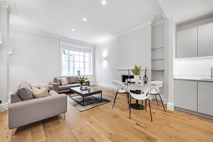 2 Bedroom Flat To Rent In Harley Street, London, W1G