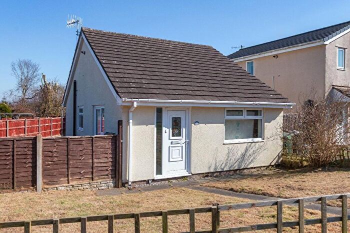2 Bedroom Bungalow For Sale In Chapel View, Overton, Morecambe, LA3