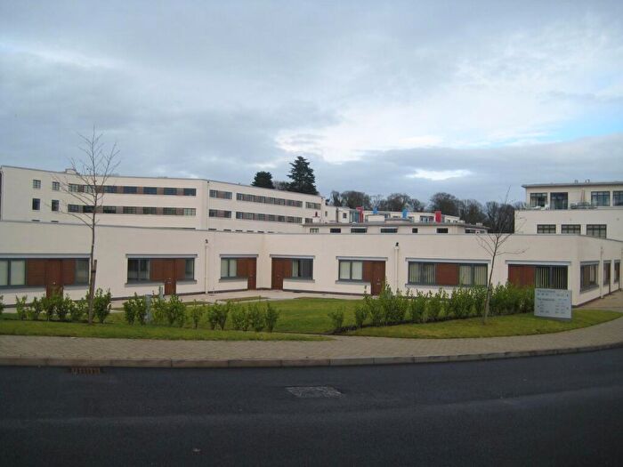 Studio For Sale In Hayes Road, Sully, Penarth, CF64