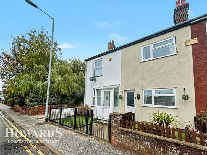 2 Bedroom End Of Terrace House To Rent In Victoria Road, Lowestoft, NR33