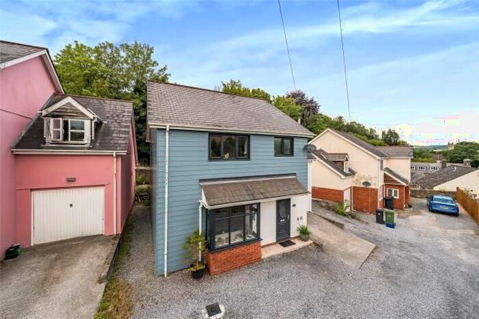 4 Bedroom Detached House For Sale In Dart Bridge Road, Buckfastleigh, Devon, TQ11