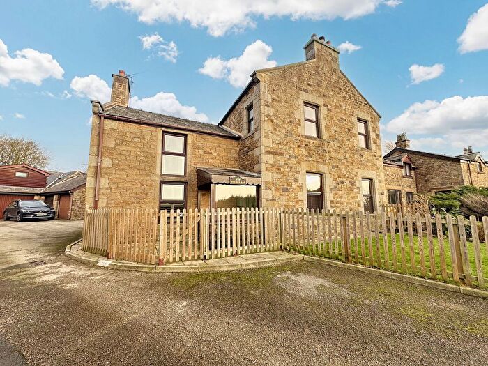 4 Bedroom Semi-Detached House For Sale In Richmond Farm, Cockerham Road, Lancaster, LA2