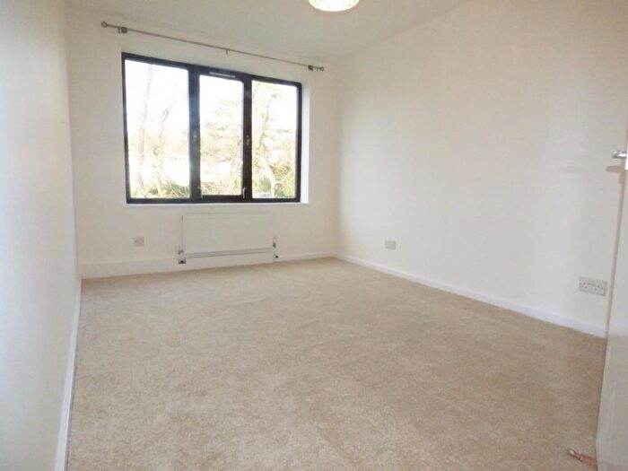 1 Bedroom Flat To Rent In Glenhurst, Foxgrove Road, Beckenham, Kent, BR3