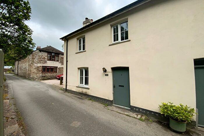 3 Bedroom End Terrace House To Rent In Milton Combe, PL20