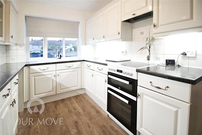 3 Bedroom Flat To Rent In East Hill, Dartford, Kent, DA1