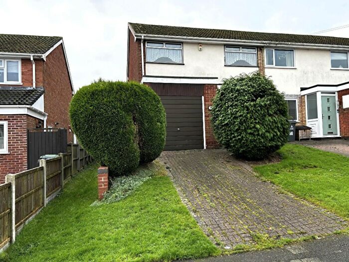 3 Bedroom Semi-Detached House For Sale In Elmtree Road, Sutton Coldfield, West Midlands, B74
