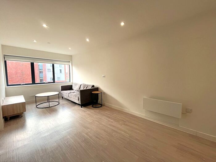 1 Bedroom Flat To Rent In Southernhay Gardens, St. Leonards, Exeter, EX1