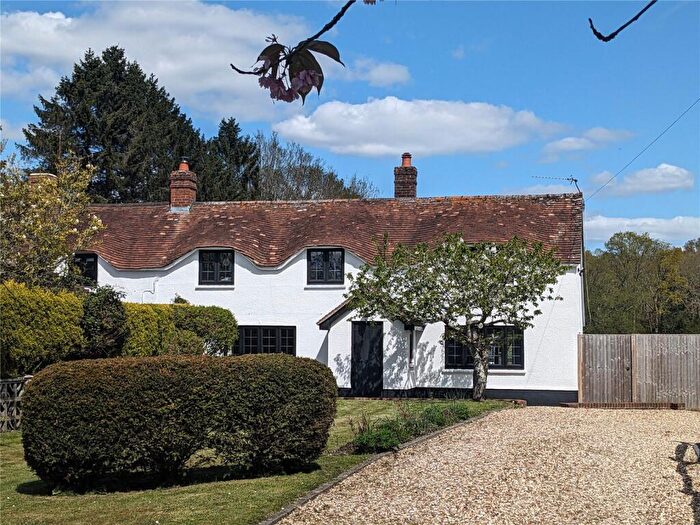4 Bedroom Semi-Detached House For Sale In Cherry Tree Cottage, Cherry Tree Cottage, Pamber Green, RG26