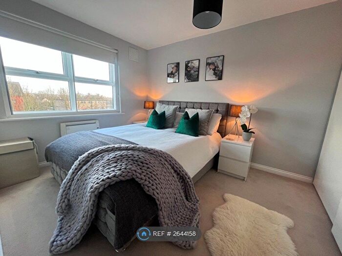 2 Bedroom Flat To Rent In Templemead, Witham, CM8