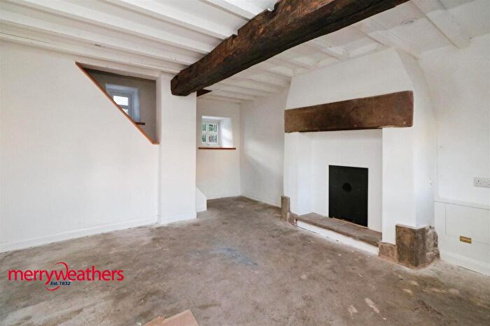 2 Bedroom Cottage For Sale In Woodall Lane, Harthill, Sheffield, S26