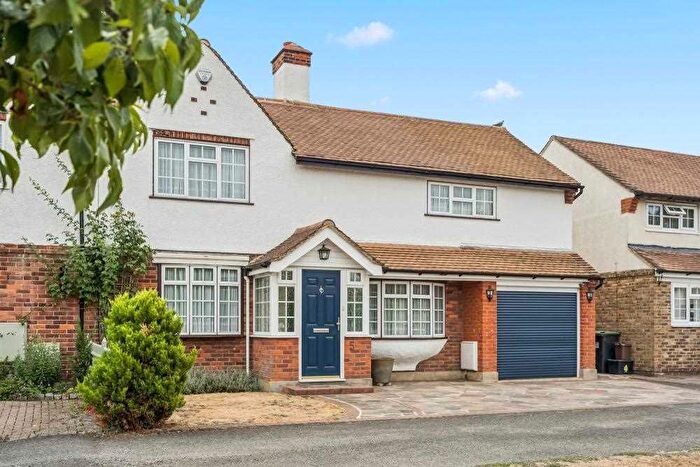 3 Bedroom Semi-Detached House For Sale In Ash Green, New Denham, UB9