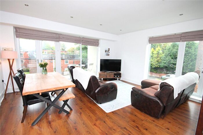 2 Bedroom Flat To Rent In The Beeches, Didsbury, Manchester, M20