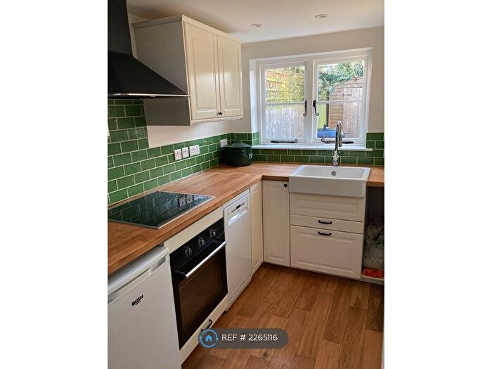 2 Bedroom Terraced House To Rent In Kinecroft, Wallingford, OX10