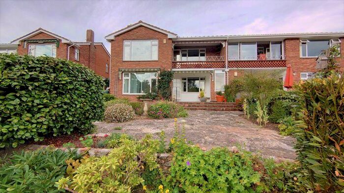 2 Bedroom Flat To Rent In St Leonards - Riverside, EX2