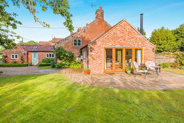4 Bedroom Character Property For Sale In Lock Road, Honing, North Walsham, NR28