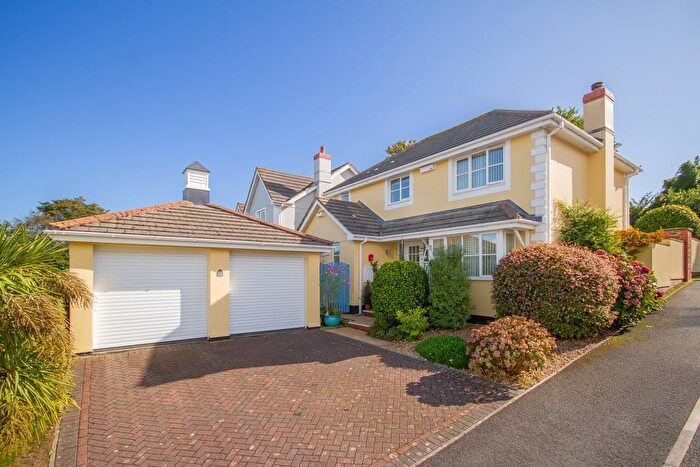 4 Bedroom Detached House For Sale In Hill Hay Close, Fowey, Cornwall, PL23